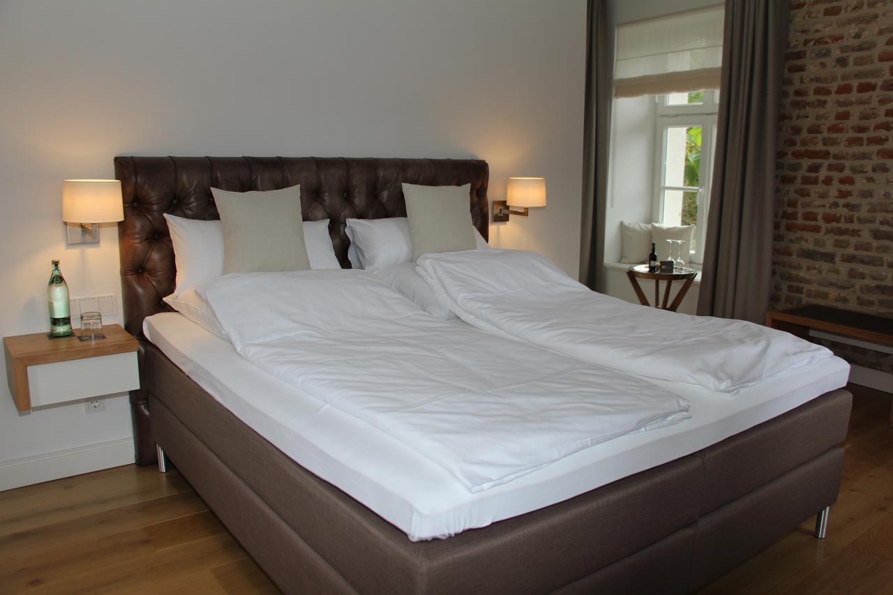 Hotel Schloss Dyck Jüchen Екстериор снимка